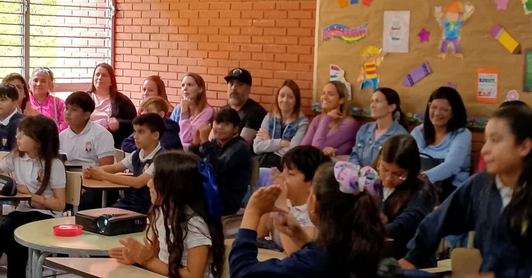 «Bienvenidos a la Clase Abierta de 4to grado A»